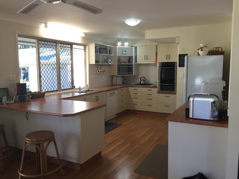 24 Orana Street, Macleay Island QLD 4184