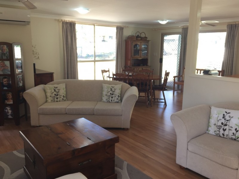 24 Orana Street, Macleay Island QLD 4184