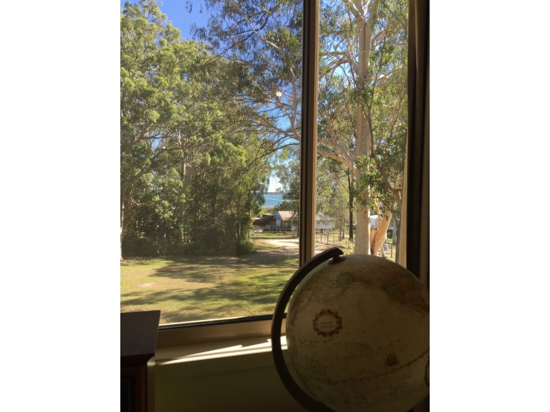 24 Orana Street, Macleay Island QLD 4184