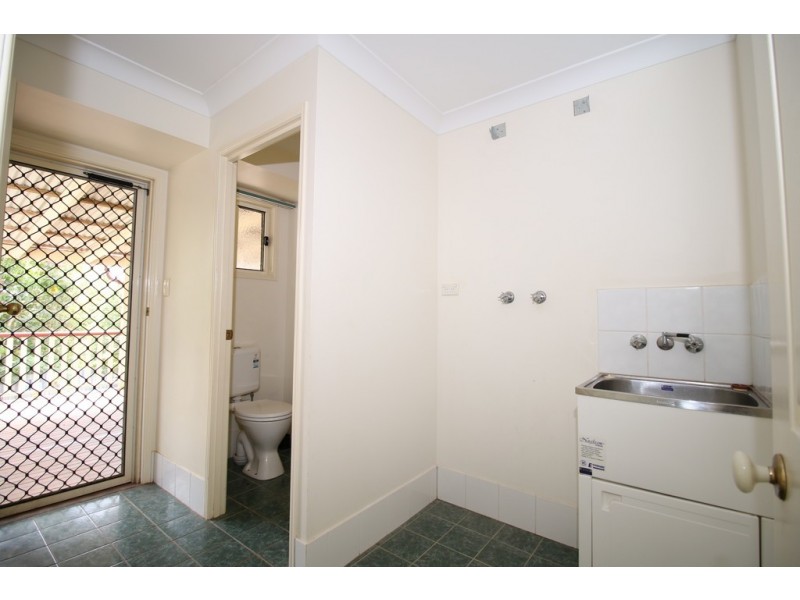 45 High Central Road, Macleay Island QLD 4184