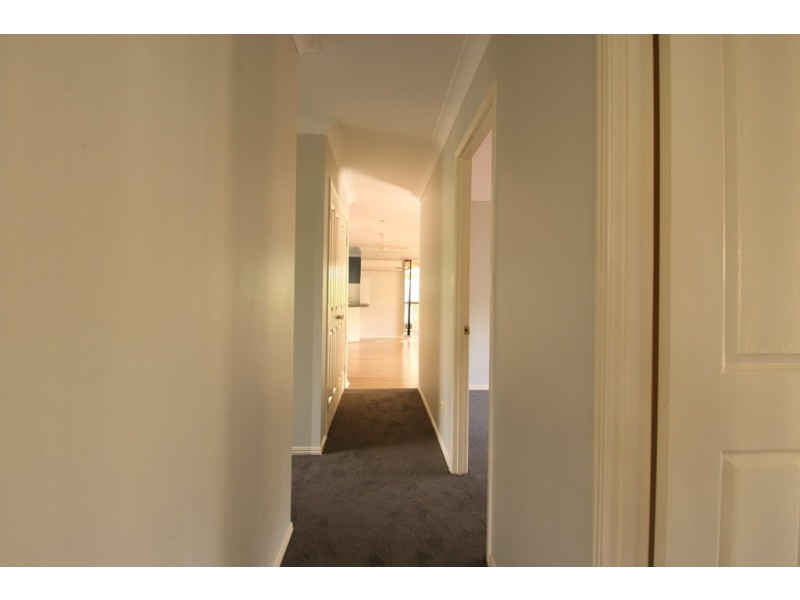 45 High Central Road, Macleay Island QLD 4184