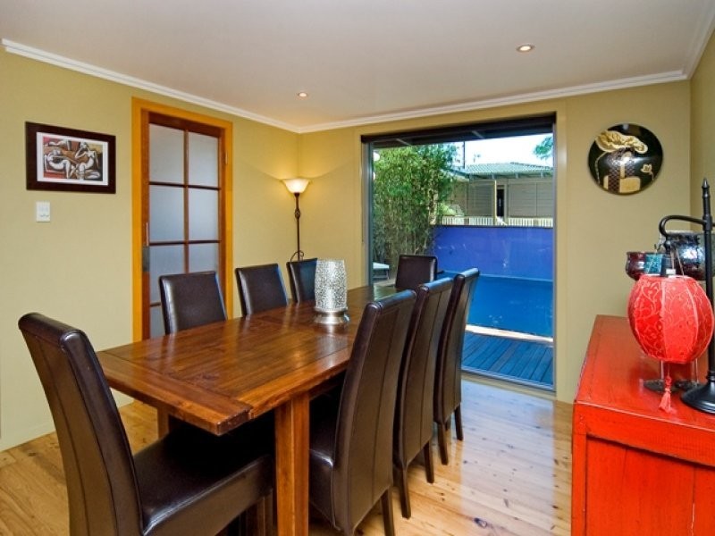 1 Elaine Street, Southport QLD 4215