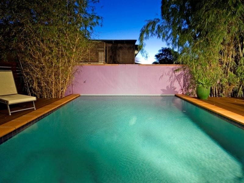 1 Elaine Street, Southport QLD 4215