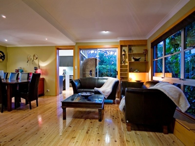 1 Elaine Street, Southport QLD 4215