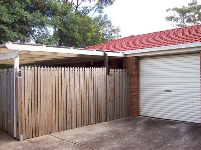 9 Robin Joy Close, Labrador QLD 4215