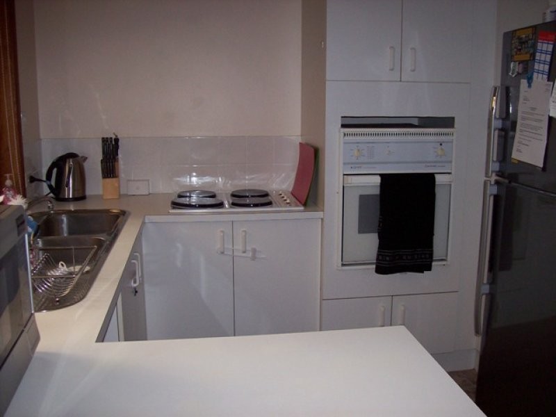 9 Robin Joy Close, Labrador QLD 4215