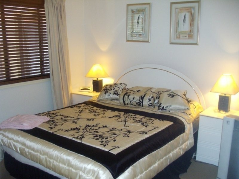 18 The Estuary, Coombabah QLD 4216