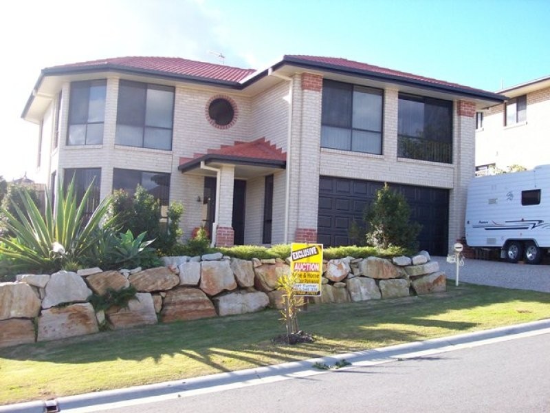 16 Buchanan Circuit, Pacific Pines QLD 4211