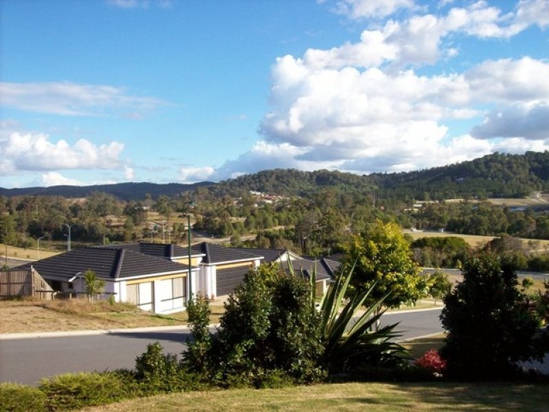 16 Buchanan Circuit, Pacific Pines QLD 4211