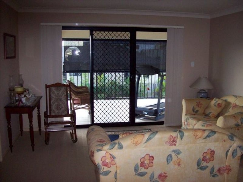 16 Buchanan Circuit, Pacific Pines QLD 4211