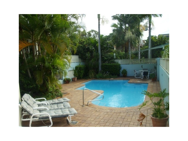 Biggera Waters QLD 4216