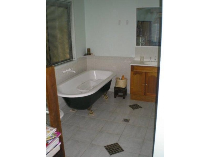 Pacific Pines QLD 4211