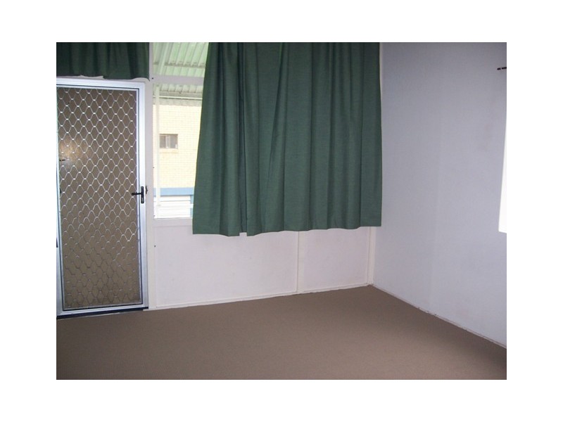 Labrador QLD 4215