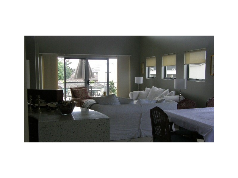 6/28 Parker Street, Labrador QLD 4215