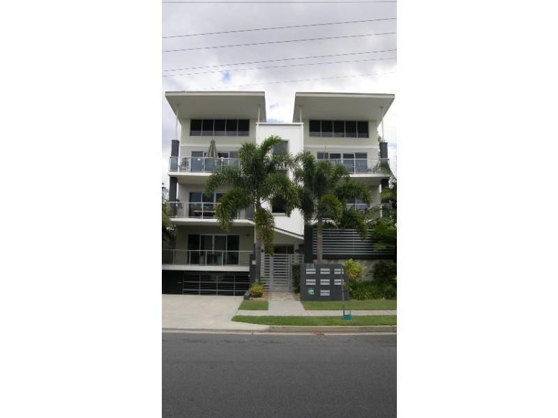 6/28 Parker Street, Labrador QLD 4215