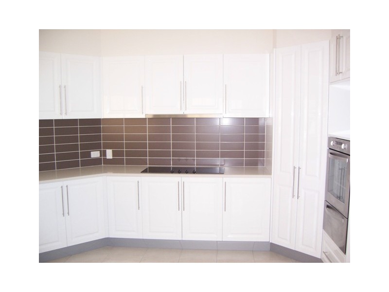 Pacific Pines QLD 4211