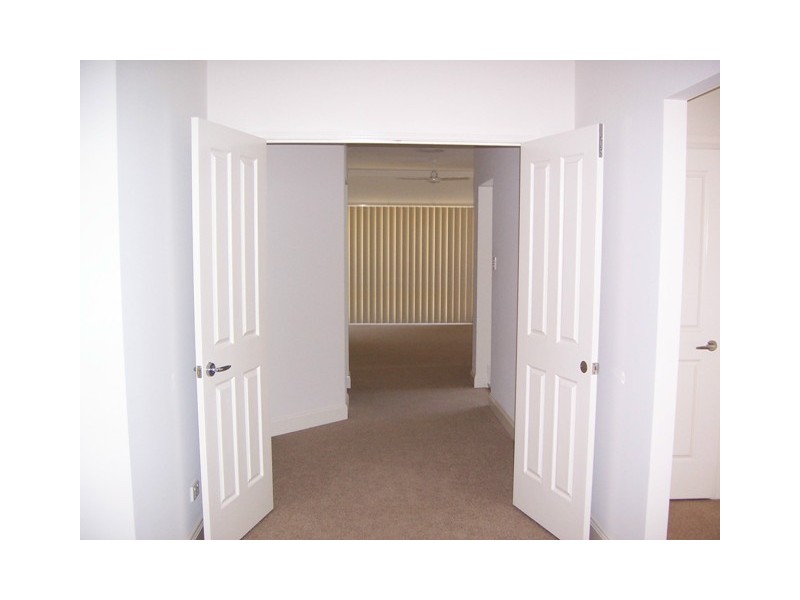 Pacific Pines QLD 4211