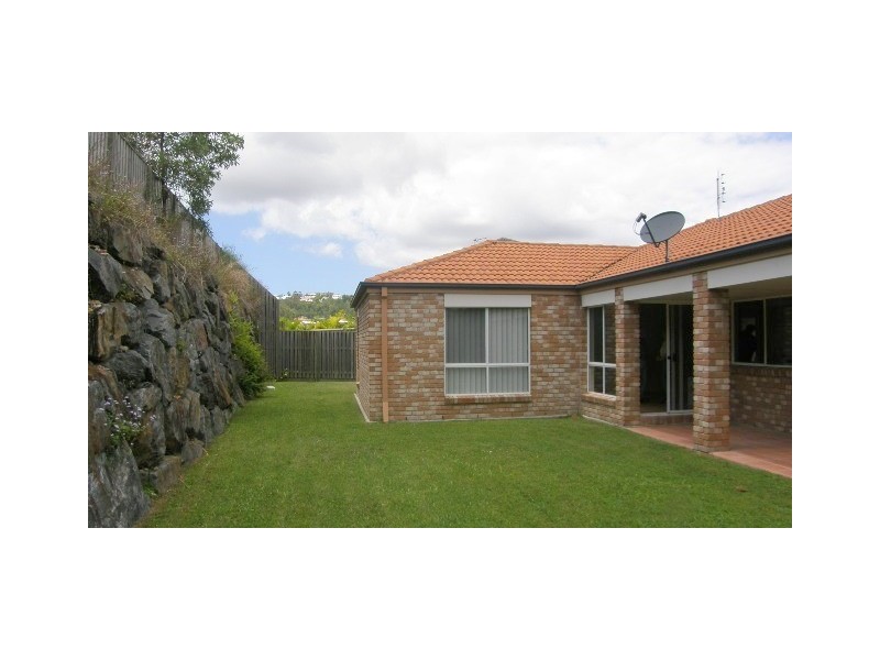 Pacific Pines QLD 4211