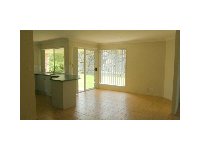 Pacific Pines QLD 4211