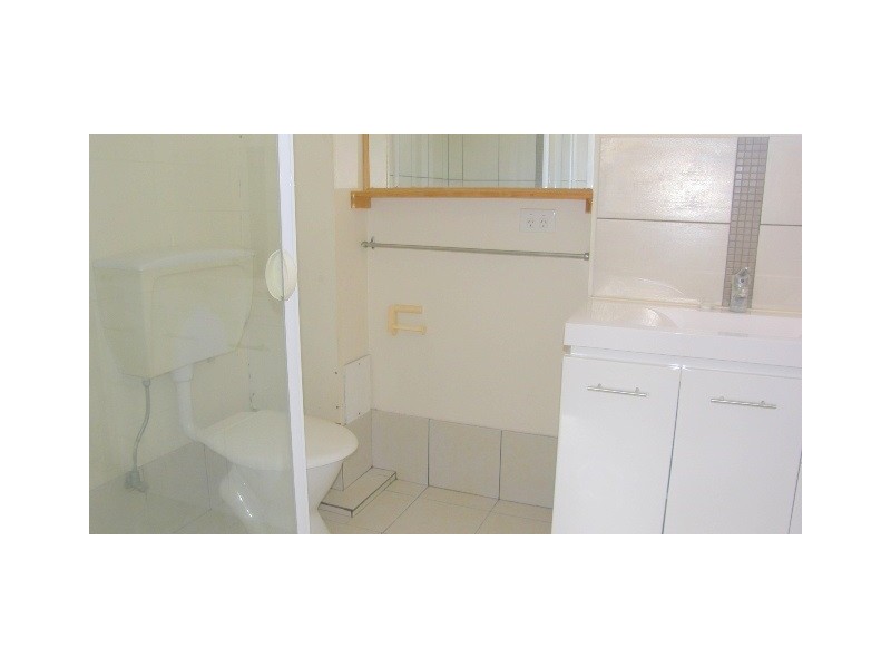 Pacific Pines QLD 4211