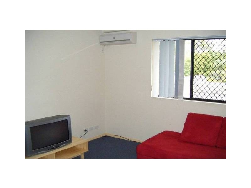 Labrador QLD 4215