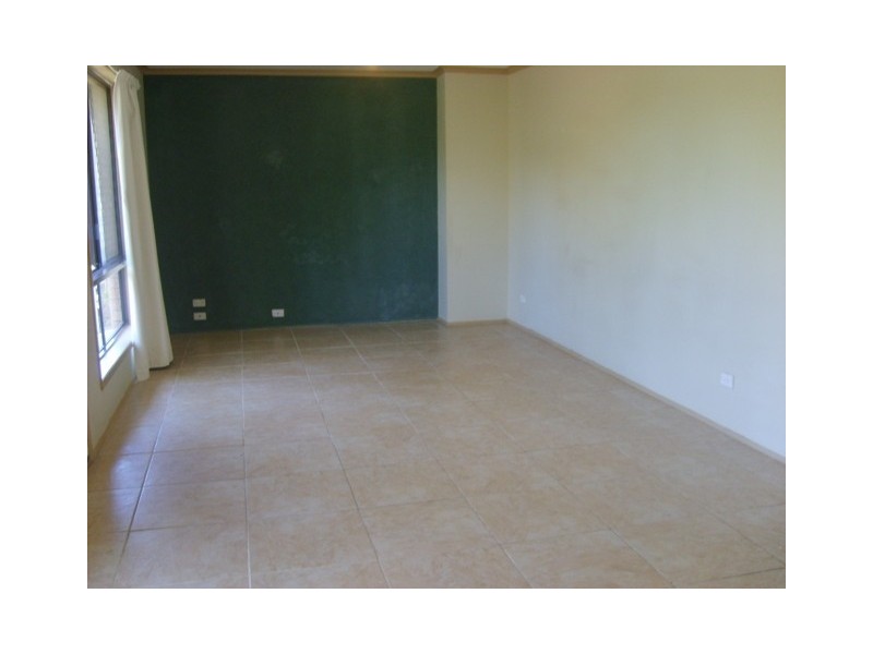 1/7 Morinda Way, Labrador QLD 4215