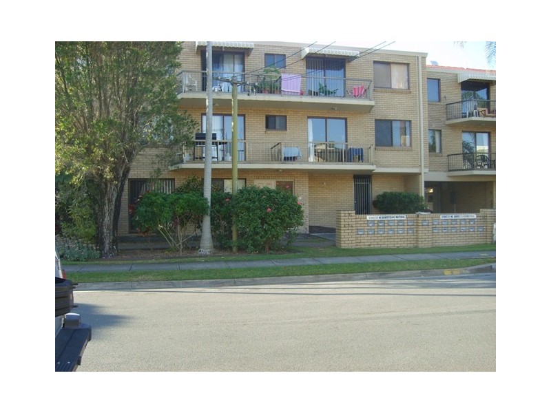 15/9 Bradford Street, Labrador QLD 4215