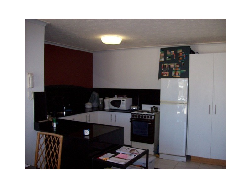 9/9 Bradford Street, Labrador QLD 4215