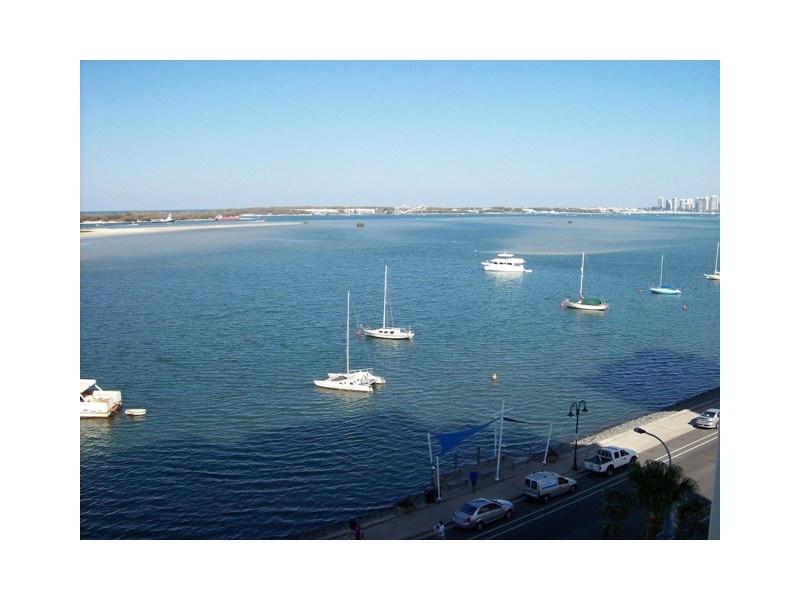 29/326 Marine Parade, Labrador QLD 4215