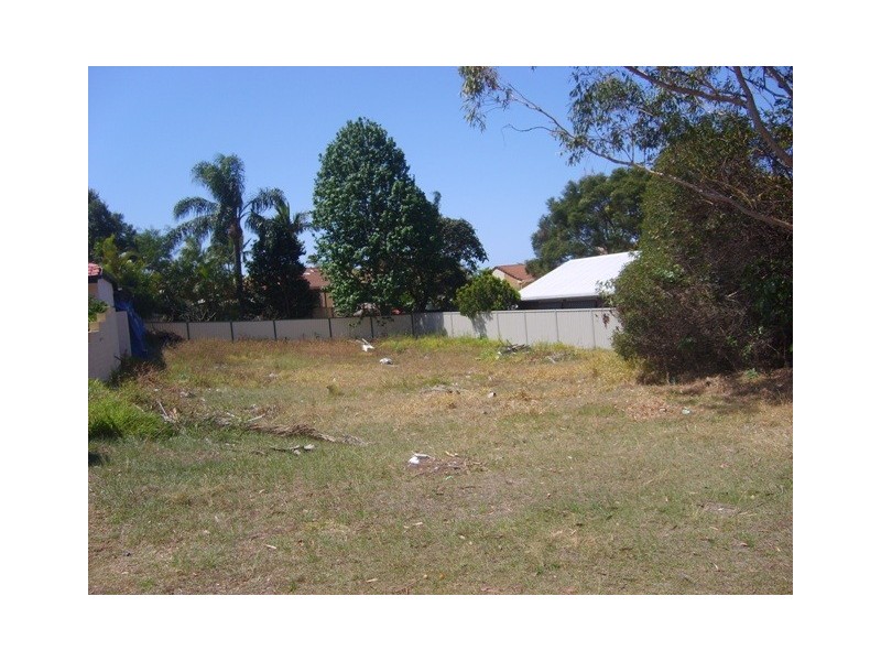11 Essendon Close, Arundel QLD 4214