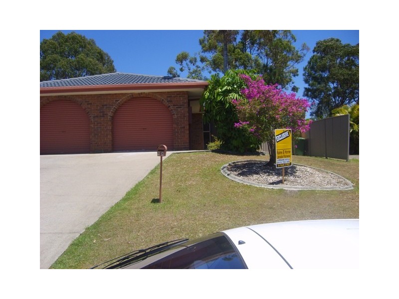1/4 Senate Street, Labrador QLD 4215
