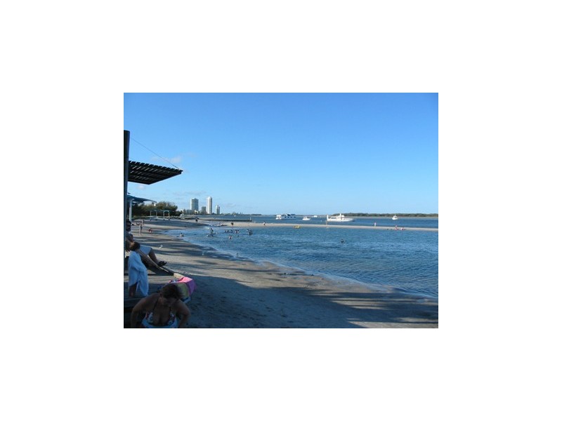 Labrador QLD 4215