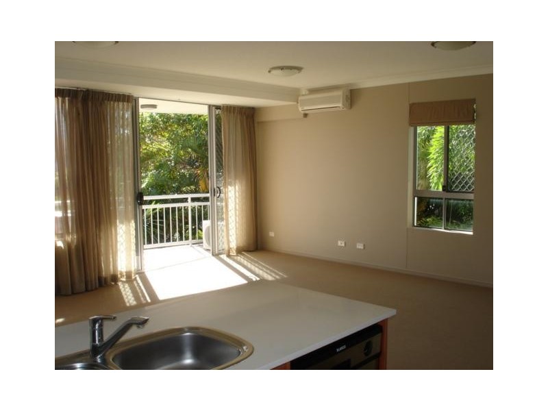 13 Bright Avenue, Labrador QLD 4215