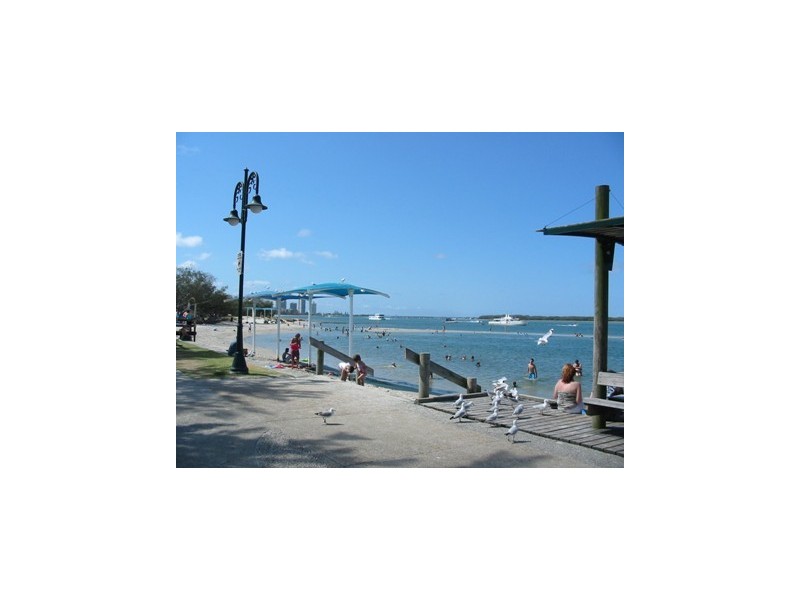 13 Bright Avenue, Labrador QLD 4215