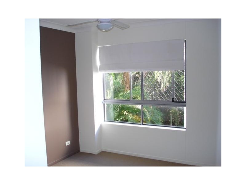 13 Bright Avenue, Labrador QLD 4215