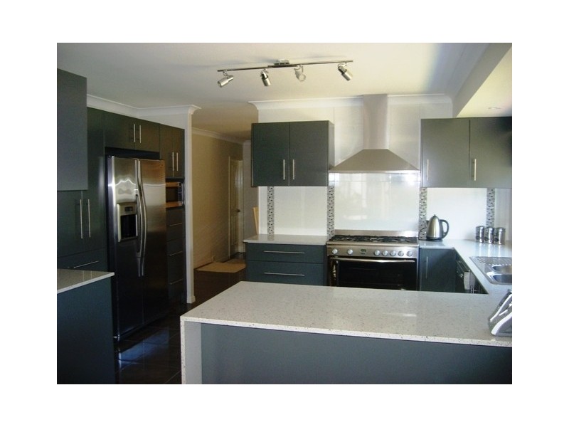 2 Pampas Court, Hollywell QLD 4216