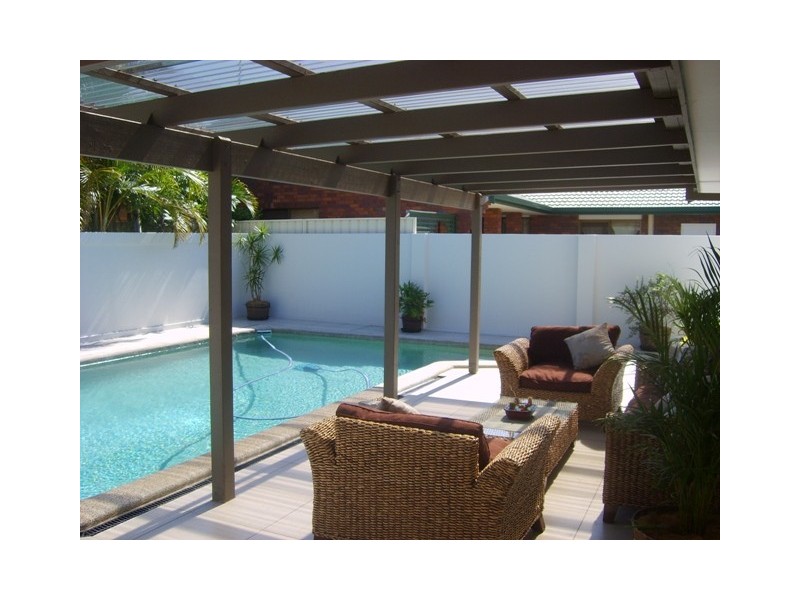 2 Pampas Court, Hollywell QLD 4216