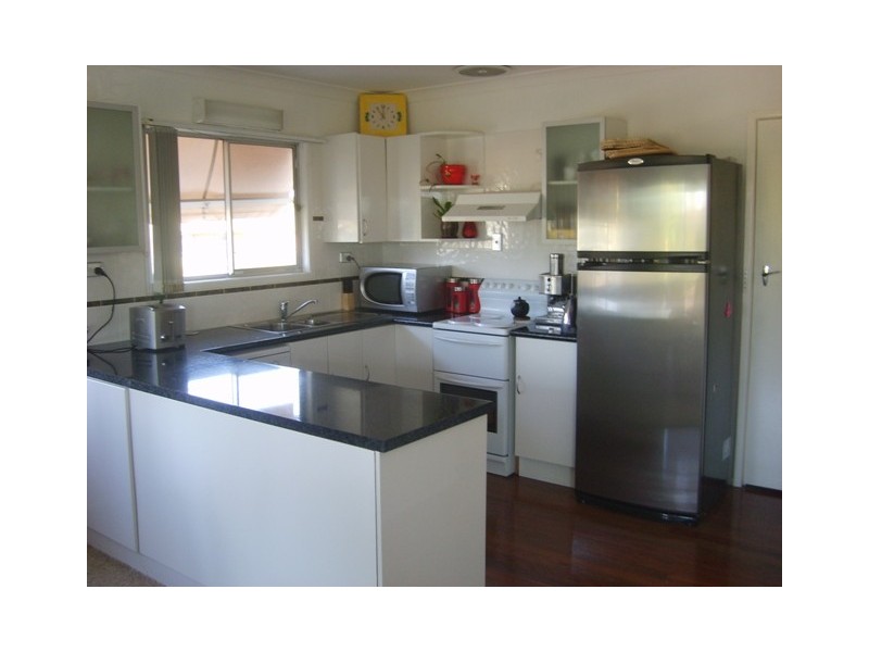 2 Beitz Avenue, Labrador QLD 4215