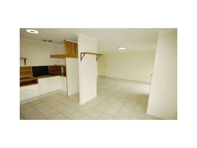 153 Government Road, Labrador QLD 4215