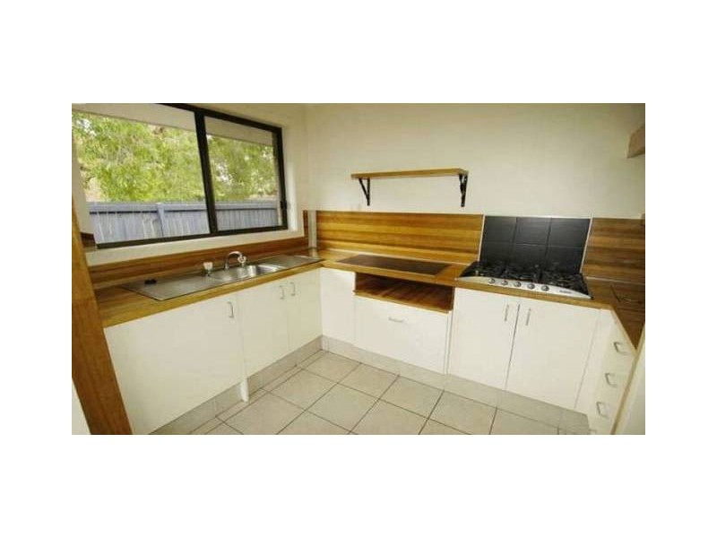 153 Government Road, Labrador QLD 4215