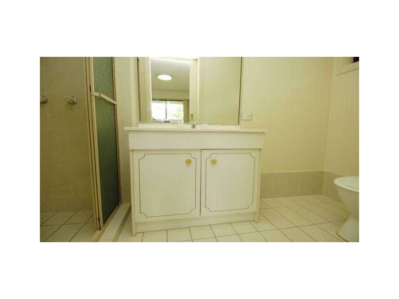 153 Government Road, Labrador QLD 4215