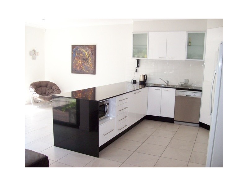 1/40 Bayview Street, Runaway Bay QLD 4216