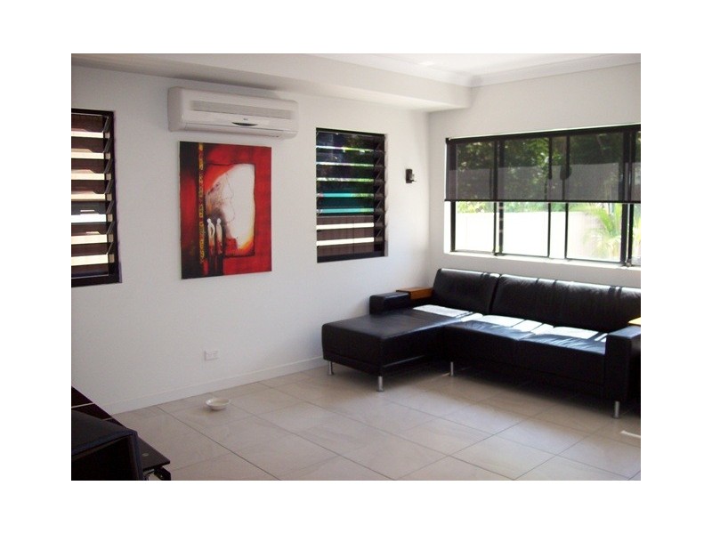 1/40 Bayview Street, Runaway Bay QLD 4216