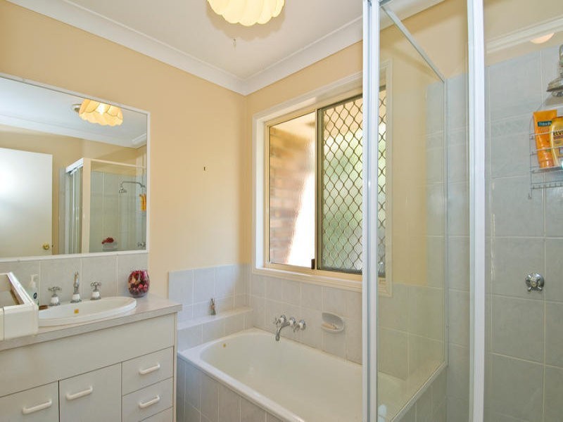 10 Presbytery Lane, Molendinar QLD 4214