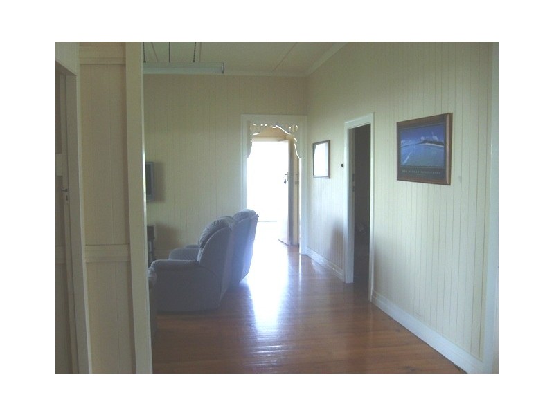 17 Ernest Street, Labrador QLD 4215