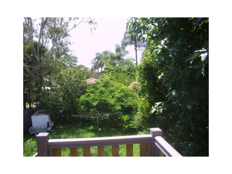 17 Ernest Street, Labrador QLD 4215