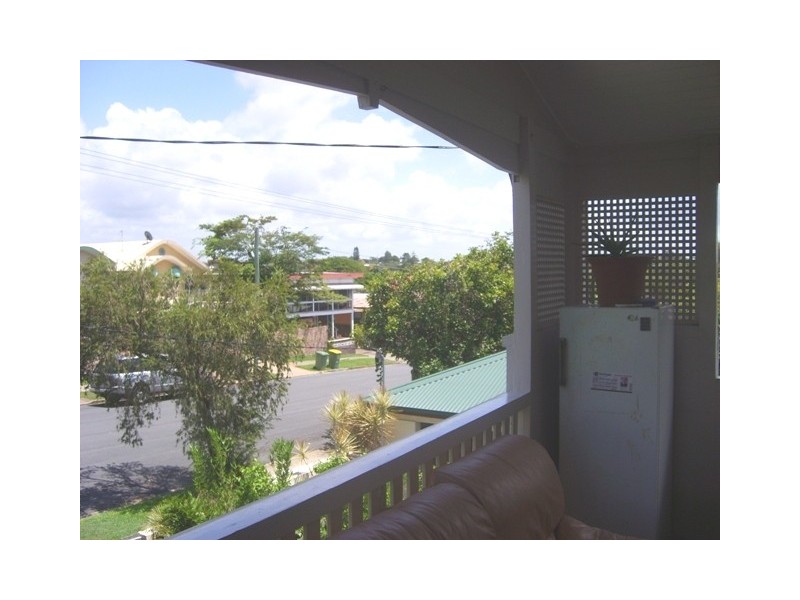 17 Ernest Street, Labrador QLD 4215