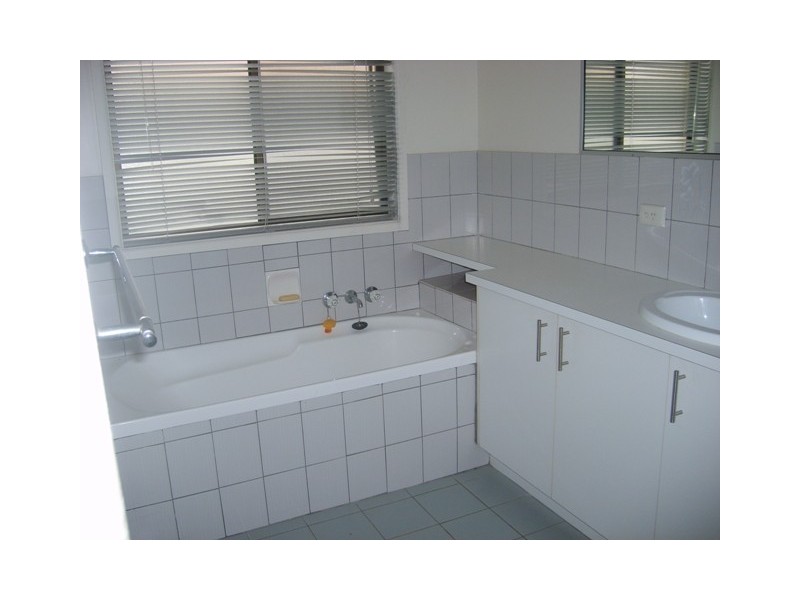 52 Melbourne Road, Arundel QLD 4214