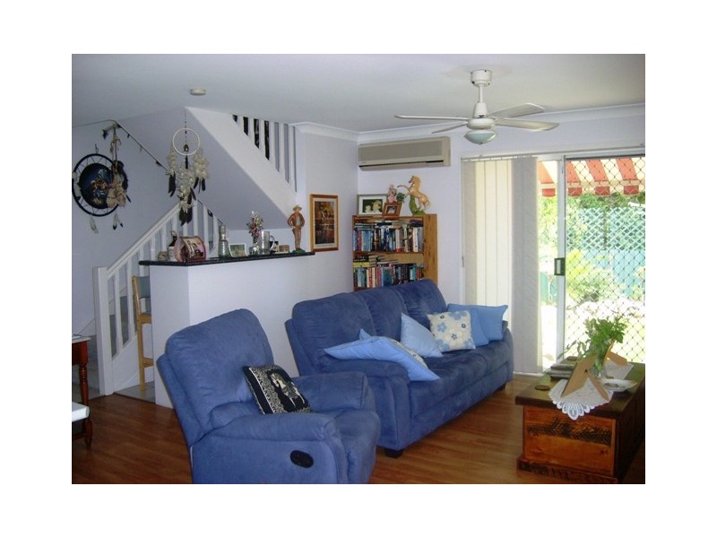 20 Huth Street, Labrador QLD 4215