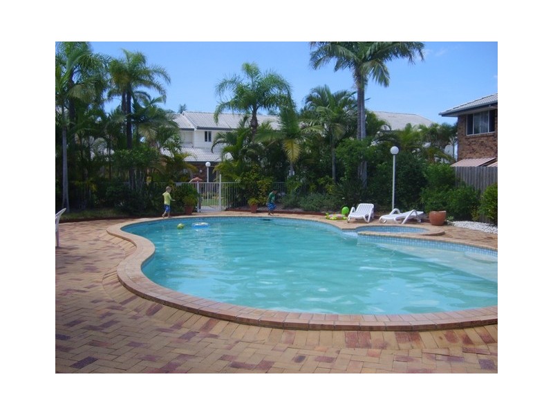 20 Huth Street, Labrador QLD 4215